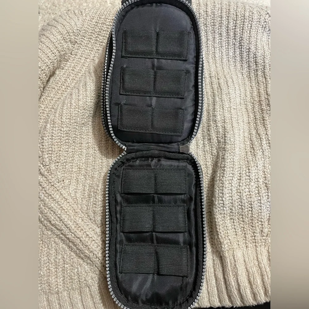 [SOLD]Nintendo DS case! - Picture 5 of 5